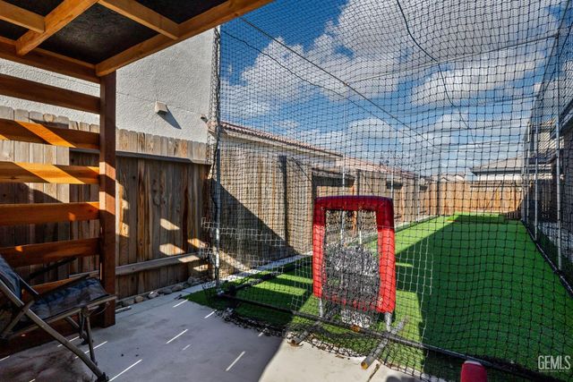 8302 Jean Anne Street, Bakersfield, CA 93314