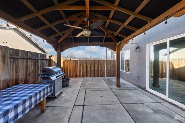 8302 Jean Anne Street, Bakersfield, CA 93314