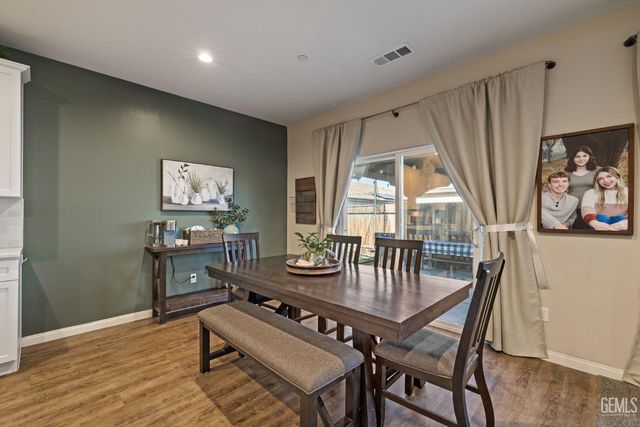 8302 Jean Anne Street, Bakersfield, CA 93314