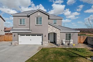 8302 Jean Anne Street, Bakersfield, CA 93314