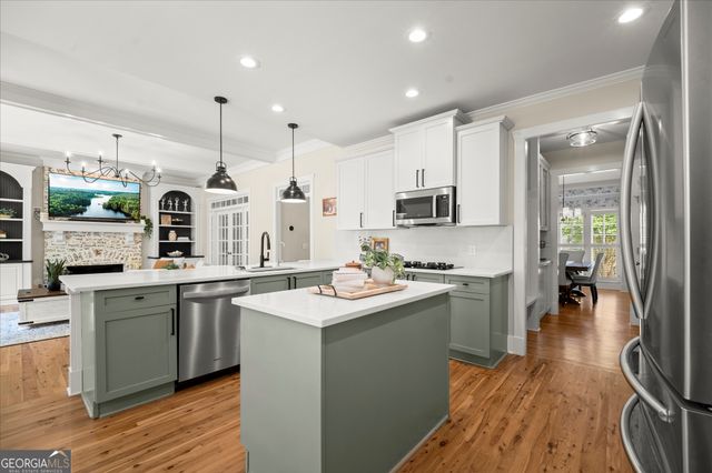 6229 Grand Loop Road, Sugar Hill, GA 30518
