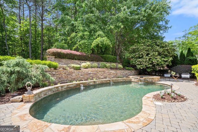 6229 Grand Loop Road, Sugar Hill, GA 30518