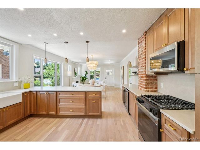 4214 King St, Denver, CO 80211