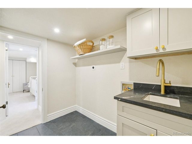 4214 King St, Denver, CO 80211