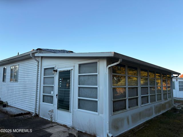 242 Fort De France Avenue, Toms River, NJ 08757