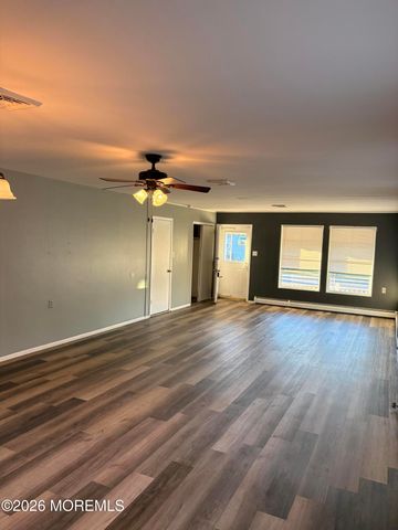 242 Fort De France Avenue, Toms River, NJ 08757