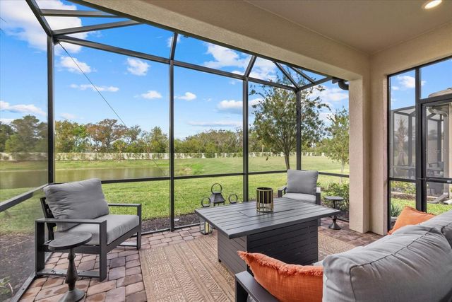 6065 MESA GLN, Bradenton, FL 34203