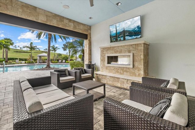 6065 MESA GLN, Bradenton, FL 34203