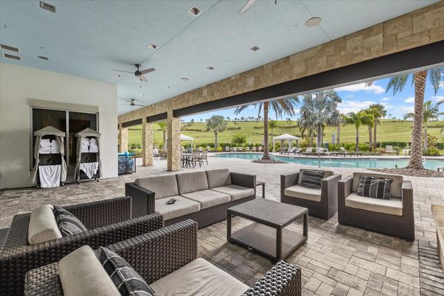 6065 MESA GLN, Bradenton, FL 34203