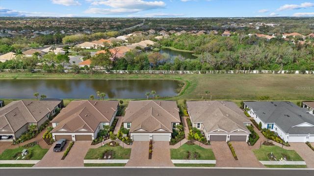 6065 MESA GLN, Bradenton, FL 34203