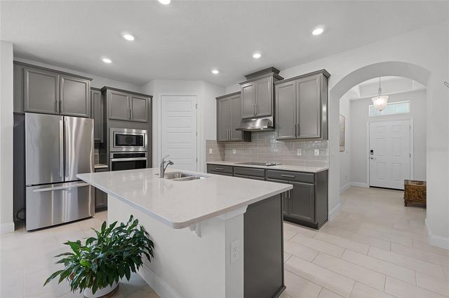 2892 MONAGHAN DRIVE, Ormond Beach, FL 32174