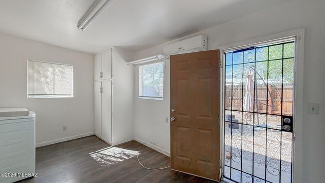 3521 E SYLVANE Street, Tucson, AZ 85713