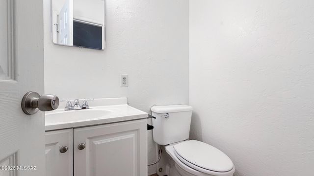 3521 E SYLVANE Street, Tucson, AZ 85713