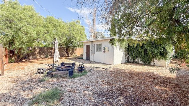 3521 E SYLVANE Street, Tucson, AZ 85713