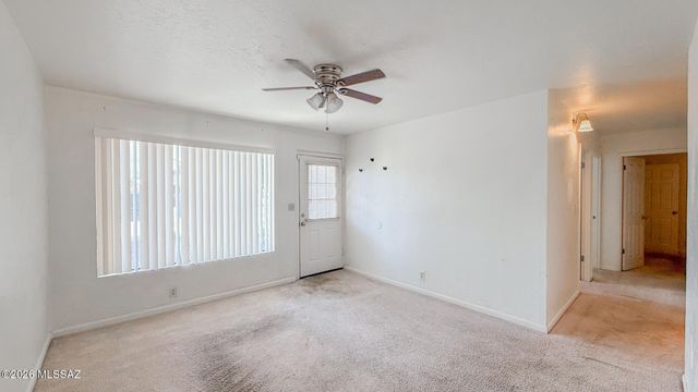 3521 E SYLVANE Street, Tucson, AZ 85713