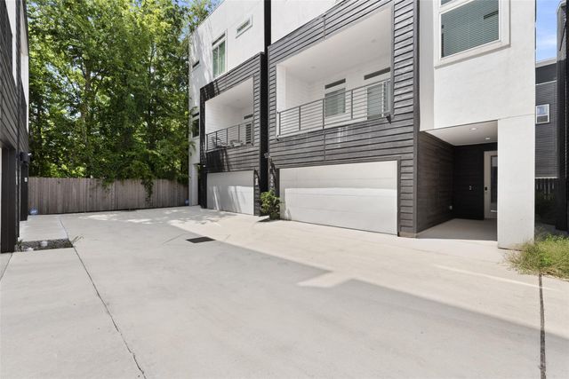 513 Schweikhardt Street, Houston, TX 77020