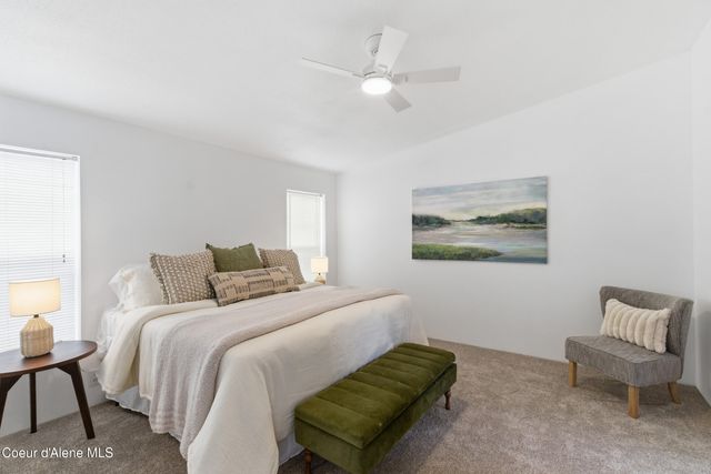 2037 W Yorkshire AVE, Coeur D'alene, ID 83815