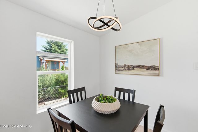 2037 W Yorkshire AVE, Coeur D'alene, ID 83815