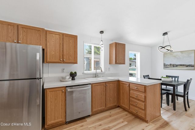 2037 W Yorkshire AVE, Coeur D'alene, ID 83815