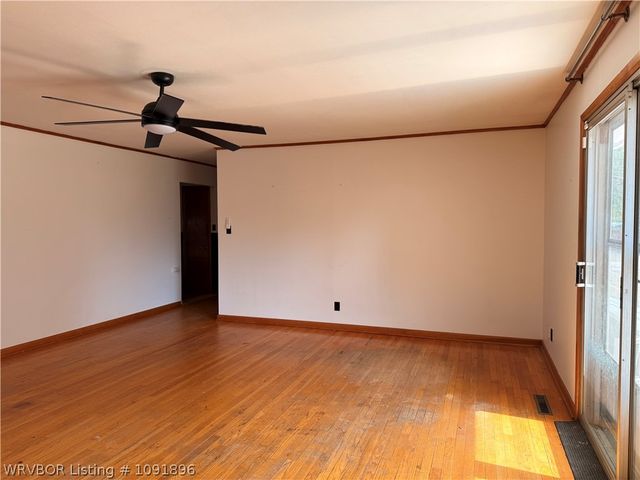 1520 Dechard Street, Van Buren, AR 72956