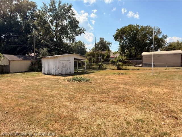 1520 Dechard Street, Van Buren, AR 72956
