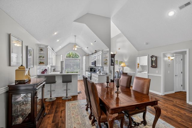 256 Ridge Lake Drive, Manning, SC 29102