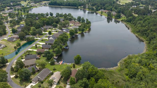 256 Ridge Lake Drive, Manning, SC 29102