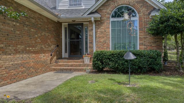 256 Ridge Lake Drive, Manning, SC 29102