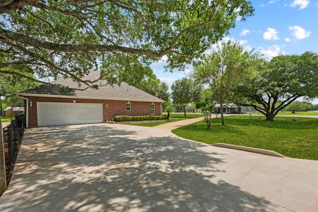 2318 Geronimo Lane, Rosenberg, TX 77471