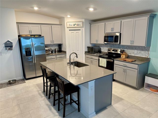 1840 PERCH HAMMOCK LOOP, Groveland, FL 34736