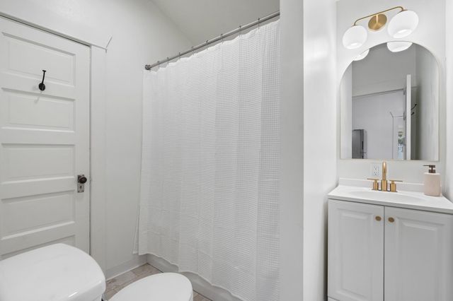 4803 N Adams St, Spokane, WA 99203