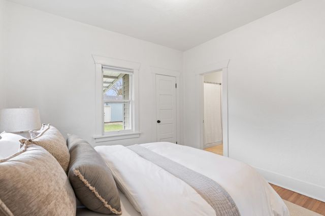 4803 N Adams St, Spokane, WA 99203