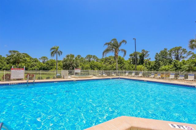 516 WEKIVA RIVER COURT 118, Englewood, FL 34223