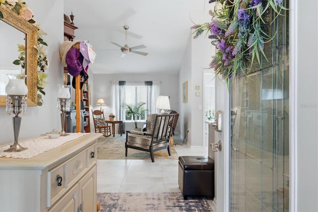 516 WEKIVA RIVER COURT 118, Englewood, FL 34223