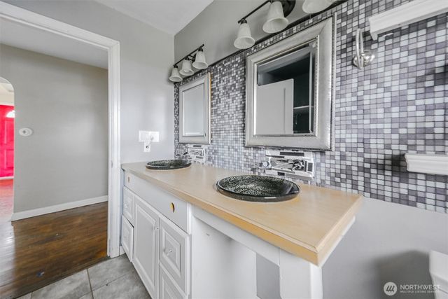 7209 S Bell Street, Tacoma, WA 98408