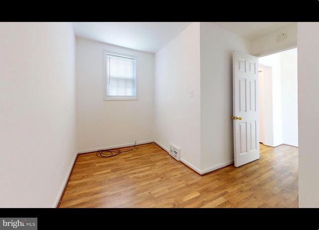 944 1ST, Brooklyn, MD 21225