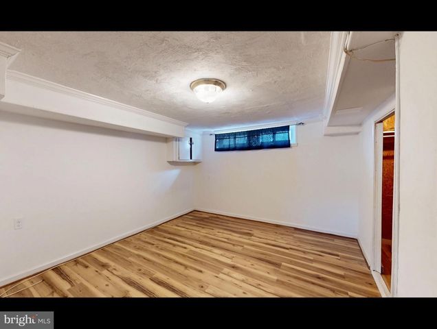 944 1ST, Brooklyn, MD 21225