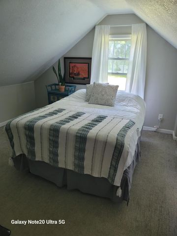 4255 S Robert Trail, Eagan, MN 55123
