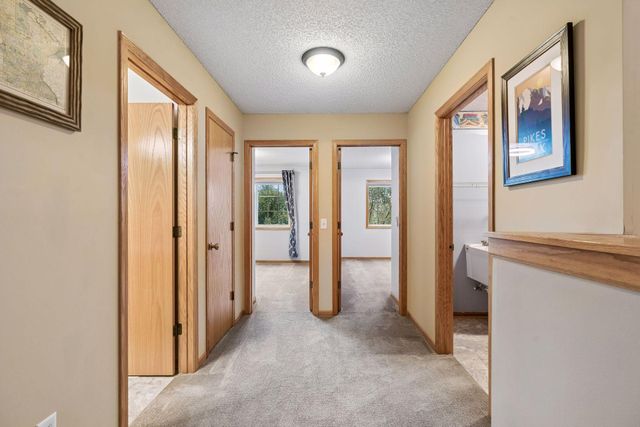 223 Stallion Lane, Lino Lakes, MN 55014