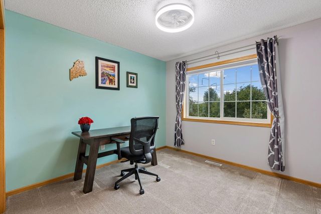 223 Stallion Lane, Lino Lakes, MN 55014