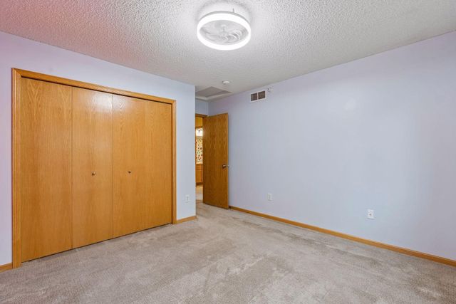 223 Stallion Lane, Lino Lakes, MN 55014