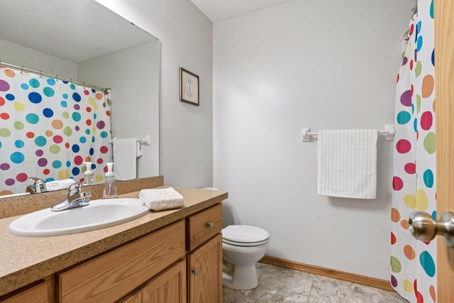 223 Stallion Lane, Lino Lakes, MN 55014