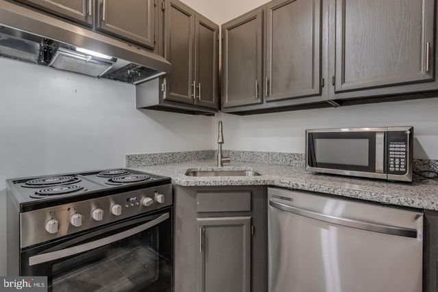 1113 N CALVERT ST, Baltimore, MD 21202