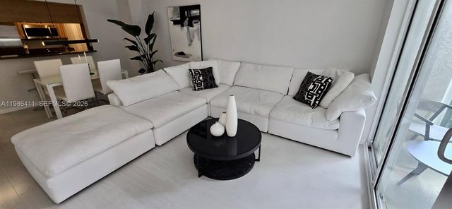 347 N New River Dr 1106, Fort Lauderdale, FL 33301