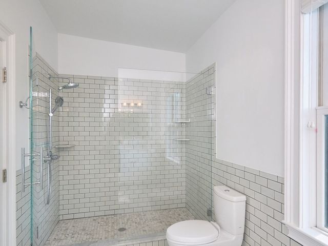 181 Putnam Ave 181, Cambridge, MA 02139