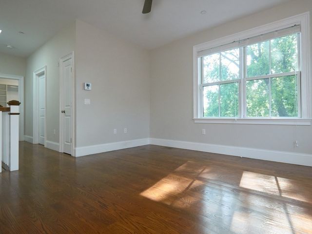 181 Putnam Ave 181, Cambridge, MA 02139