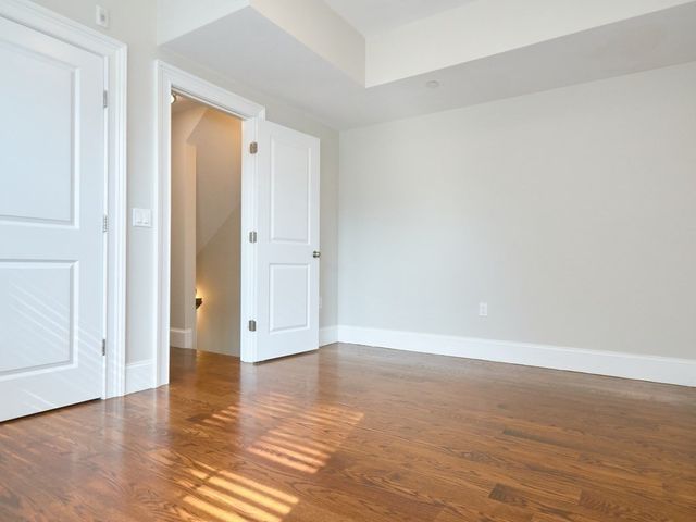 181 Putnam Ave 181, Cambridge, MA 02139