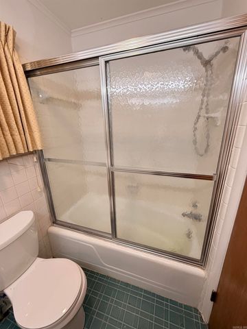 16 Fairview Drive, Mcgehee, AR 71654