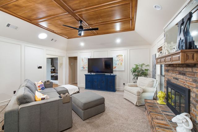 306 Country Manor Drive, Keller, TX 76248