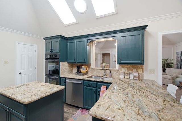 306 Country Manor Drive, Keller, TX 76248